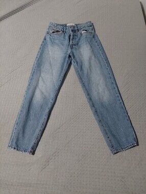 Stradivarius Vintage Wash Straight Leg Mom Jeans Size 2